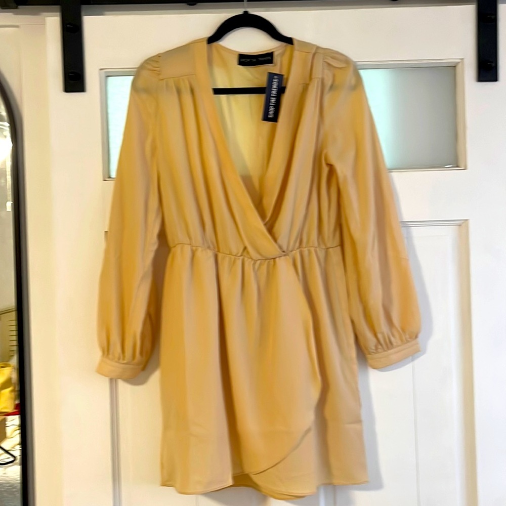 Yellow/Gold dress